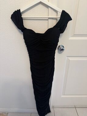 Windsor Black Ruched Off-Shoulder Women’s Dress Size Large